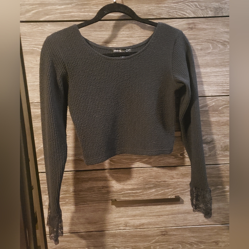 DOLLSKILL x THE CRAFT Ribbed Black Long Sleeve Crop Top with Lace Cuffs - SIZE M